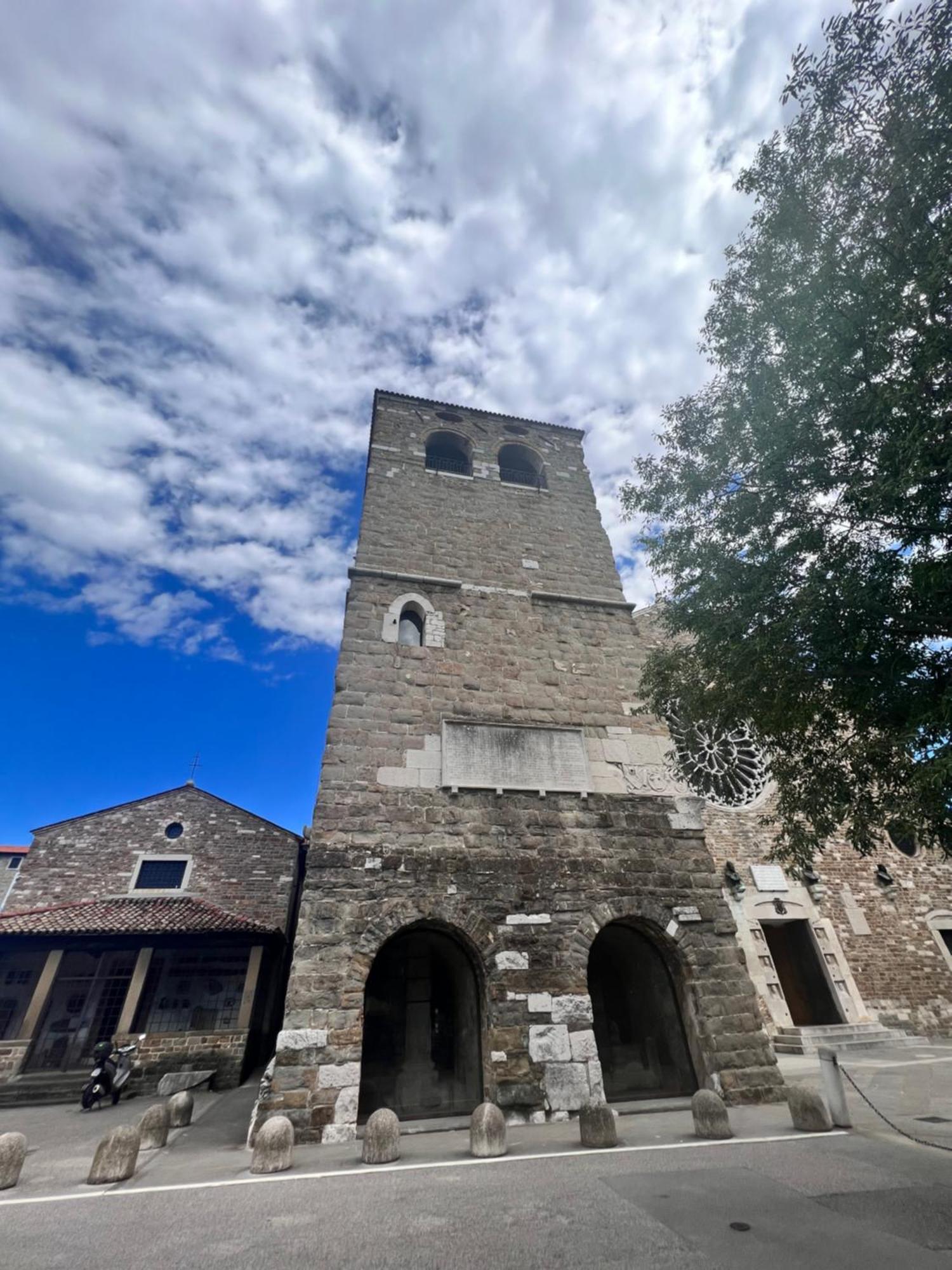 Appartamento Al Castello Trieste Extérieur photo